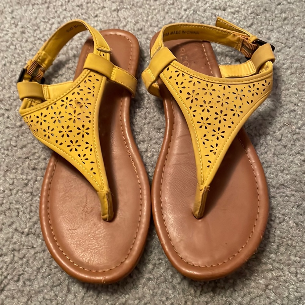Arizona Jean Yellow Sandals